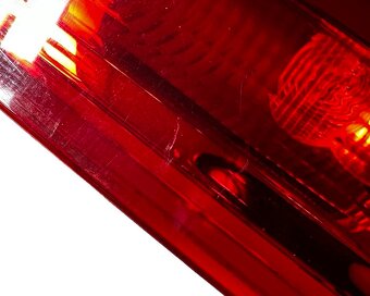 Pravé zadní světlo 5E9945096 Škoda Octavia 3 kombi r.v. 2014 - 3