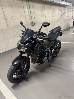 Kawasaki Z900 - 3