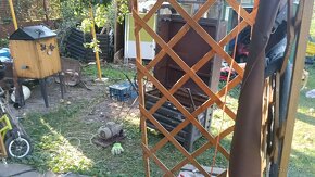 Otoční gril na maso, kýtu, krkovičku kuřata, prase, sele - 3
