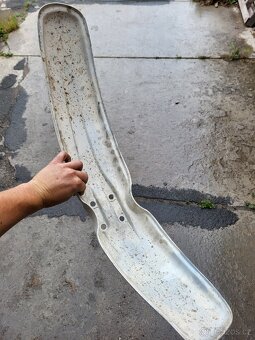 Yamaha XT 500 přední blatník - 3