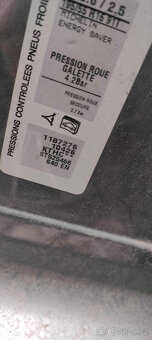 Citroën C3 Picasso 1.4Vti, 8FS, barva KTHC - 3