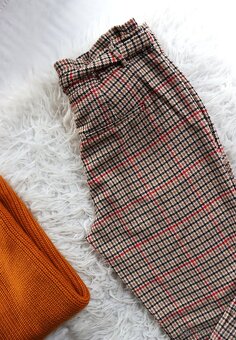 teplé kalhoty v podzimní barvě - 3