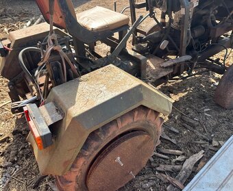 Zahradní traktůrek s motorem ze škodovky - 3