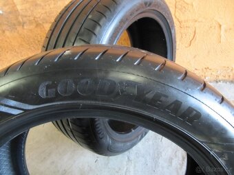 Pneu 225/45/17 Good Year - 3