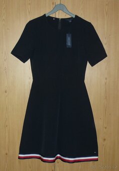 Navy dámské šaty Tommy Hilfiger - 3