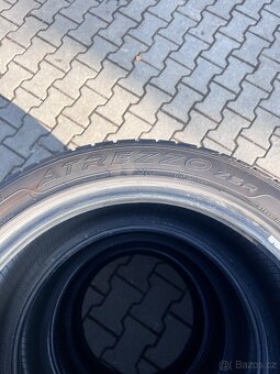 Pneu 235/45 R18 - 3