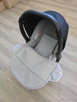 Autosedačka (vajíčko) pro miminko - 3