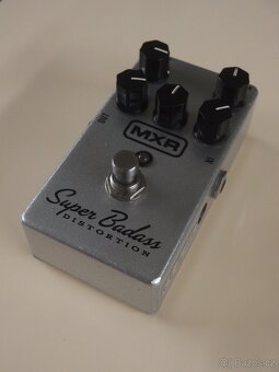 Gitarový pedál MXR Super Badass Distortion - 3