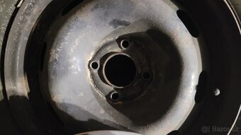 Sada kol na Peugeot 301 - 3