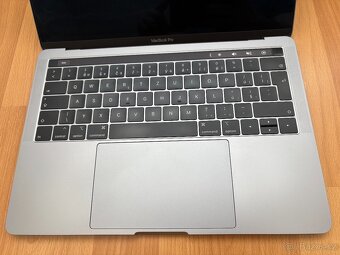 MacBook Pro 13”, 2019, 16 GB/256 GB - 3