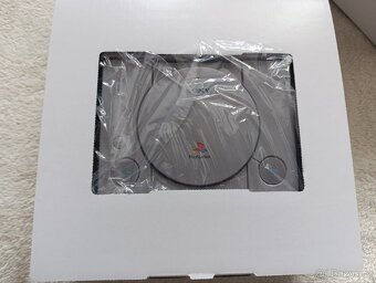 Sony PlayStation Classic - 3