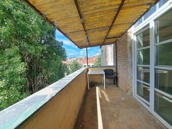 Pronájem bytu s lodžií 2+1 Husovice 70m2, nájem 16.000,- Kč - 3