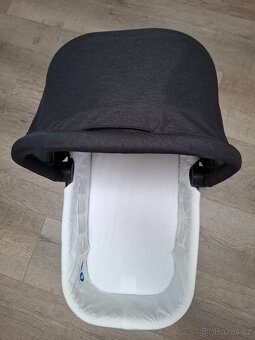 Korba ke kocarku Baby Jogger cerna - 3