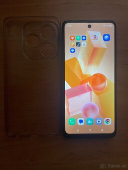 Infinix Hot 40 Pro 8 GB / 256 GB Černá barva - 3