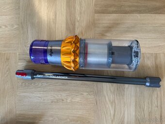 DYSON v 15s detect submarine - 3