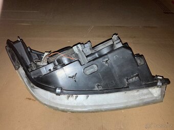 Přední levé světlo Nissan Primera P12 - 3