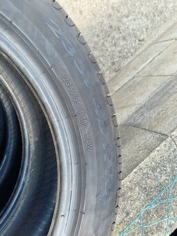 235/45/18 Letní pneumatiky Pirelli P7 Cinturato - 3