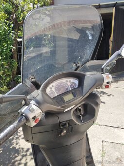 Prodám SKÚTR YAMAHA 300 - 3