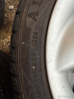 Prodám alu originální ford s pneu - 3
