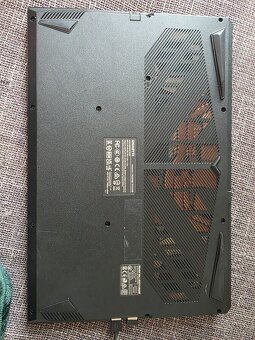 GIGABYTE G5 MF, RTX 4050, 12th gen.i5, 1TB SSD, 16GB Ram - 3