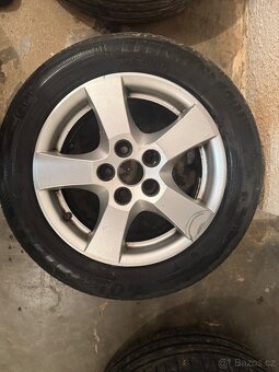 Sada alu kol s pneumatikami Goodyear  185/60 R14 - 3