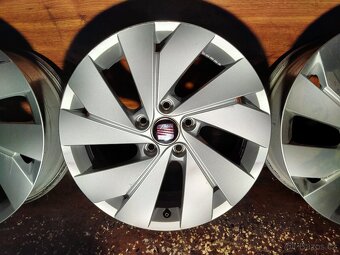 Alu disky originál VW 6,5J x 17 H2, 5x112, ET 46 - 3