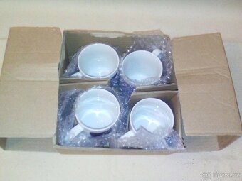 sada hrnečků na kávu Douwe Egberts, 4ks - 3