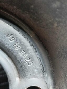 ZIMNÍ PNEU + DISKY 14" 165/70 R14.. Renault TWINGO - 3