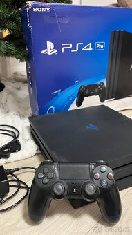 PS4 pro 1TB + 3x super HRA dle výběru - 3