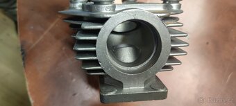 Praga BD hlava motoru - 3