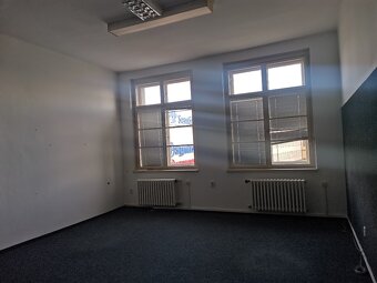 Pronájem, Kanceláře,  28m² - Pardubice - Semtín, ev.č. 00100 - 3