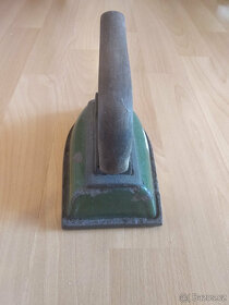 Retro žehlička zelená - 3