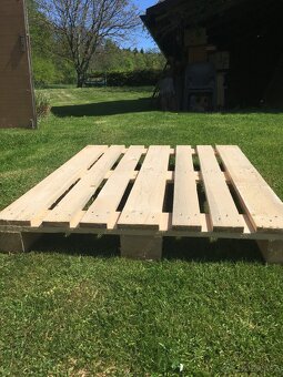 Dřevěná paleta - 3