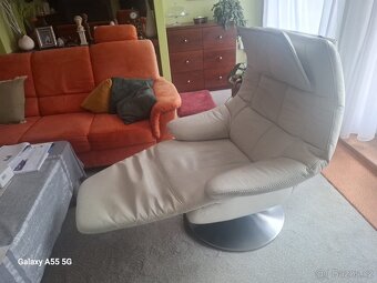 Polohovací kožené křeslo zn.Hukla - 3