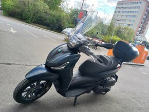 Piaggio Beverly 400 HPE (2022/11800km) - 3