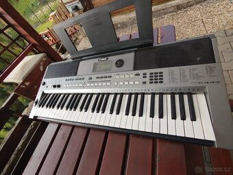 Keyboard Yamaha PSR 443 - 3