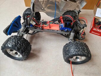 RC auto stampede traxxas - 3