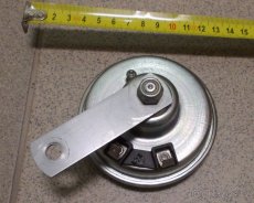 Zánovní univerzální diskový klakson elektrický 12V, troubení - 3