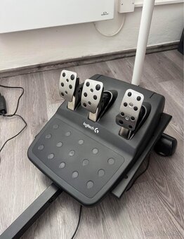 Logitech g29 + stojan + shifter - 3