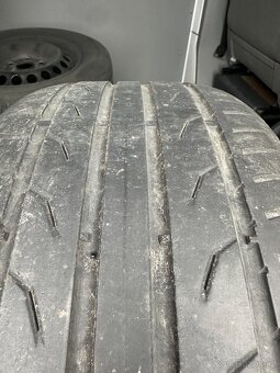 235/55 R17 - 3