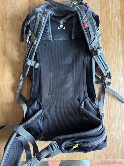 Turistický batoh Quechua 30 - 3