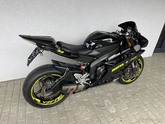 Yamaha YZF R6 - 3