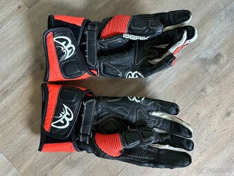 Prodám rukavice BERIK GLOVE 2.0 L - 3