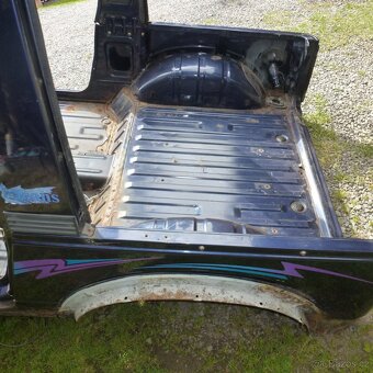 Suzuki Samurai Cabrio karosérie - 3