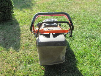 BENZÍNOVÁ SEKAČKA S POJEZDEM OLEO MAC - 53cm - B&S - 6,0HP - 3