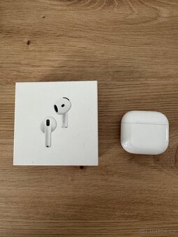 Apple AirPods 4 ANC - 3