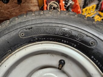 Prodám kola 18x9.5-8 na zahradni traktor - 3