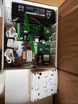 ALARM JABLOTRON JA-82KRG + GSM a RADIO + čidla - 3