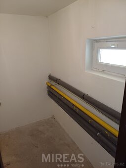 Milovice - Mladá, pronájem zděného sklepa 2,3 m2, okr. Nymbu - 3