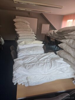 Deky a polštáře - 3